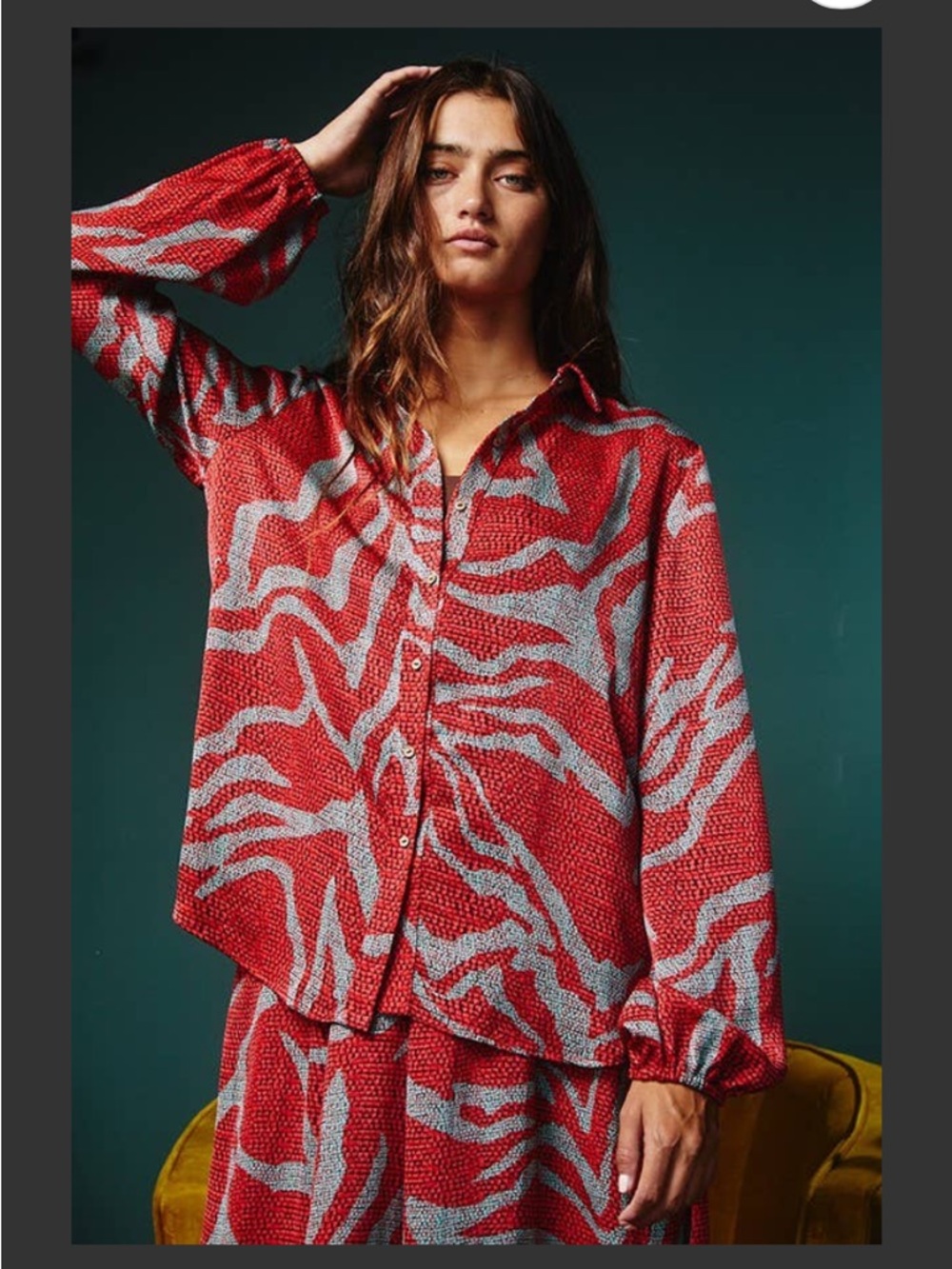 BUCKETLIST Multi Print SILKY Long Sleeve Shirt Blouse NWOT Trendy Y2K SKU103
